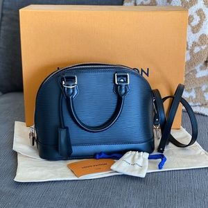 Louis Vuitton The Alma BB (Epi Leather)